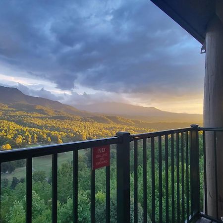 Apartamento Stairway To Heaven, Breathtaking Mtn Views Indoor Pool & Hot Tub Gatlinburg Exterior foto
